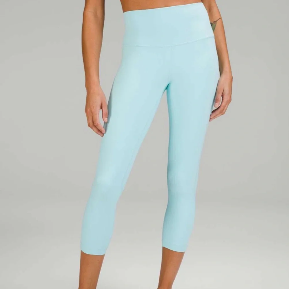 lululemon‎ athletica Sky Blue Jeggings